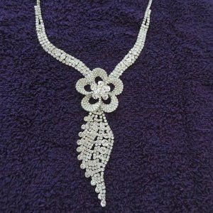 Beautiful Costume Jewelry! 10.75" From Clasp to End